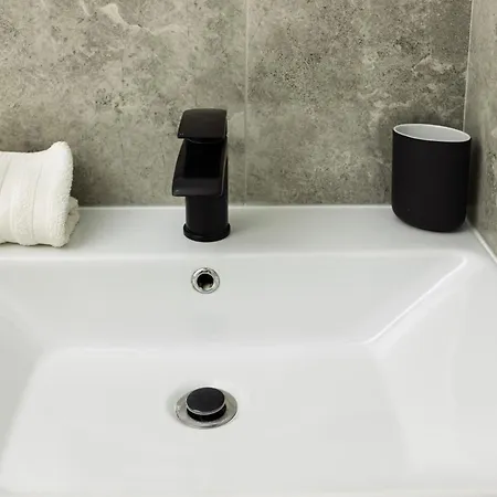 Pembroke Guest * Dublin