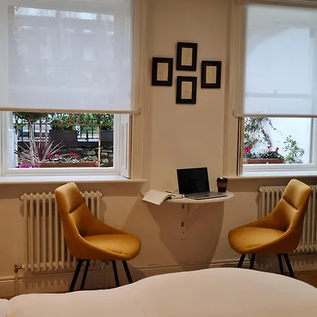 Apartman Pembroke Guest *