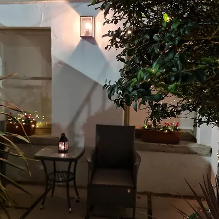 Apartman Pembroke Guest *
