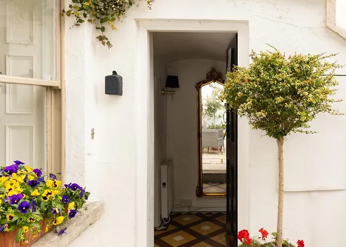Pembroke Guest Apartment *